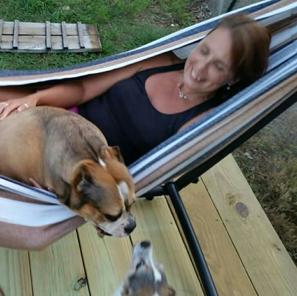 Meet your Posher, Cindy - Picture 2 of 3